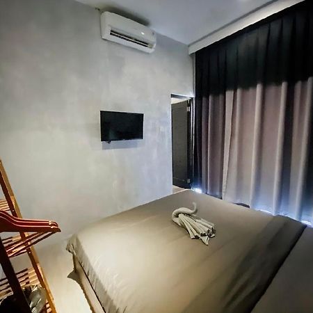 Escotel Krisnantara تْشانغو المظهر الخارجي الصورة