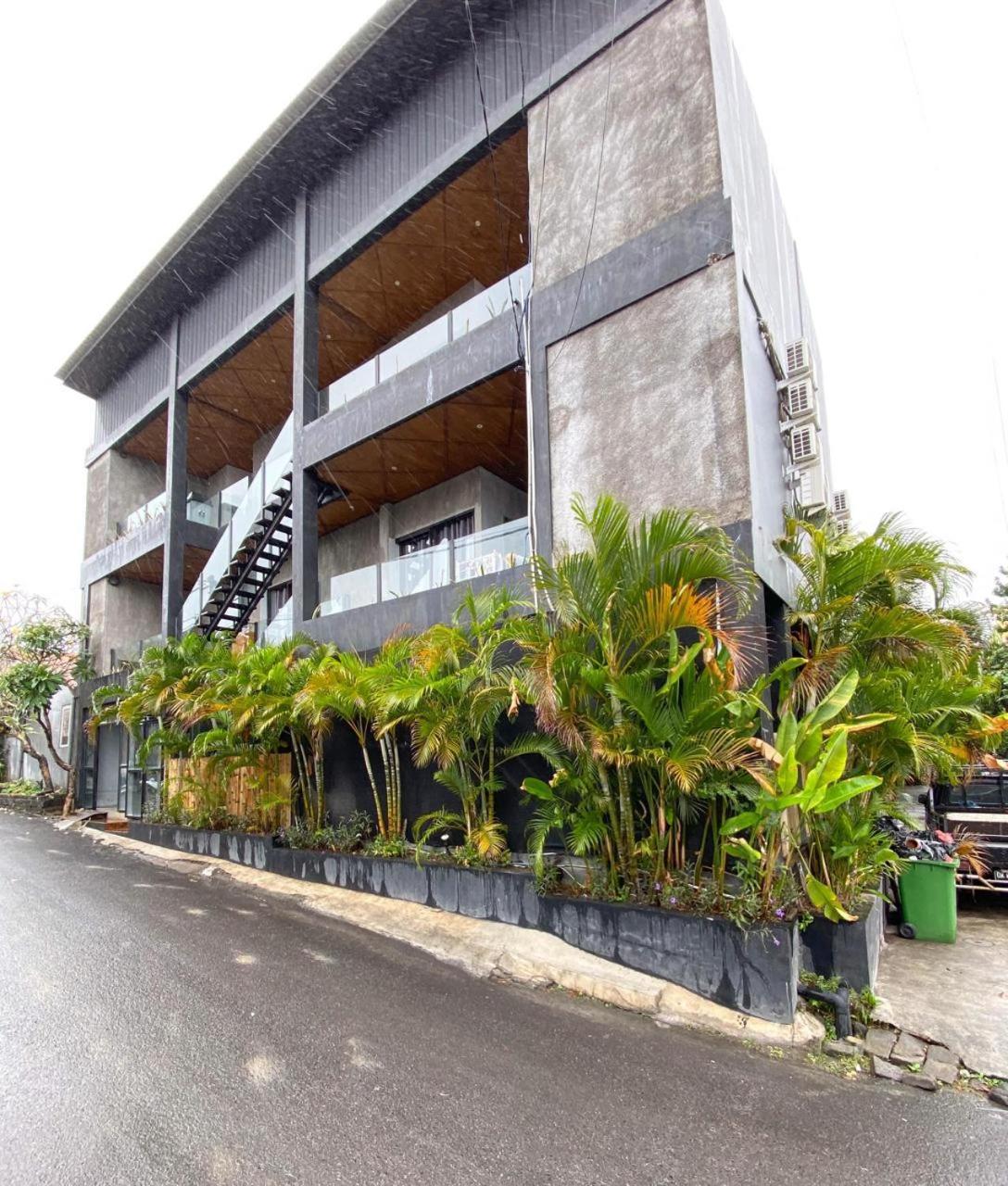 Escotel Krisnantara تْشانغو المظهر الخارجي الصورة